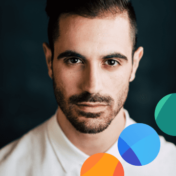09:45 - 10:15 • Freelancing for artists in 2022: new frontiers